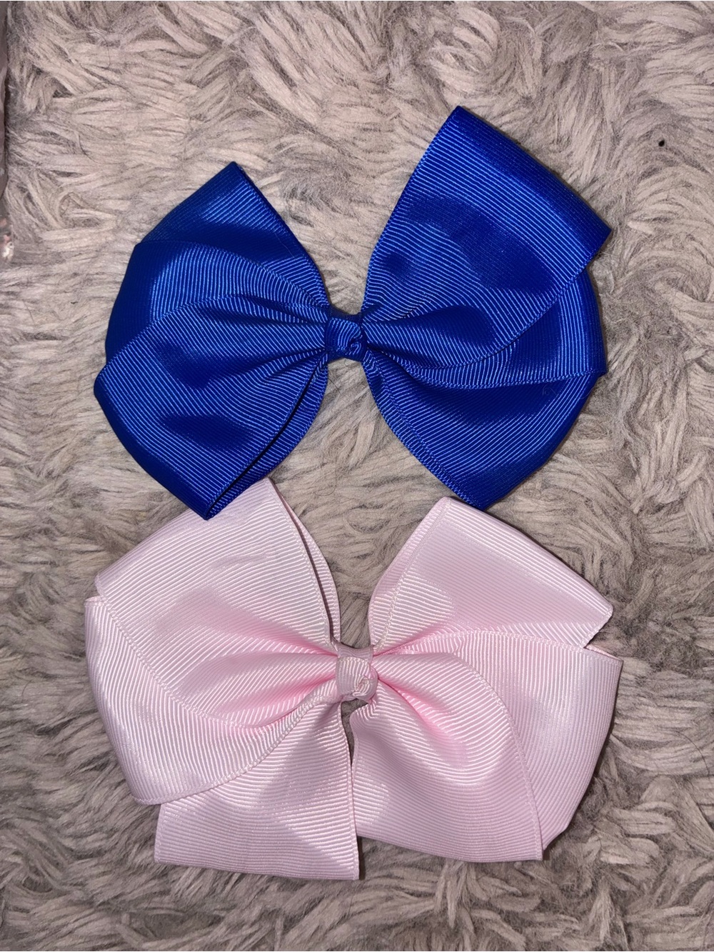 & Other Stories Blue and Light Pink Hair Bows Set